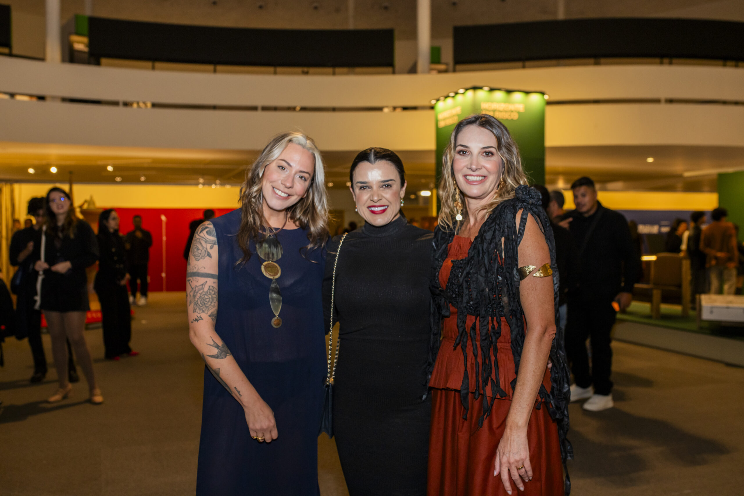 Nina Coimbra, Secretária de Estado da Mulher-DF, Giselle Ferreira e Caetana Franarin