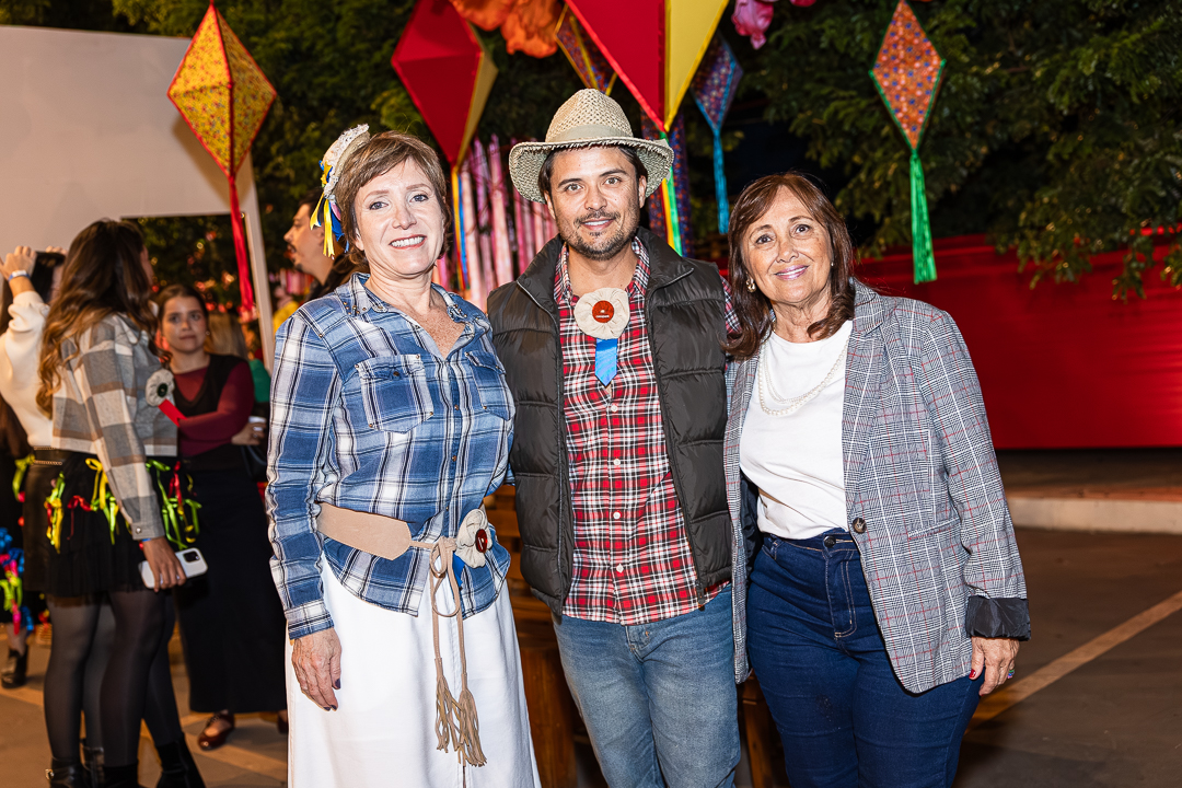 Soledad Hurdado, Gui Rodrigues e Silvia Cristina