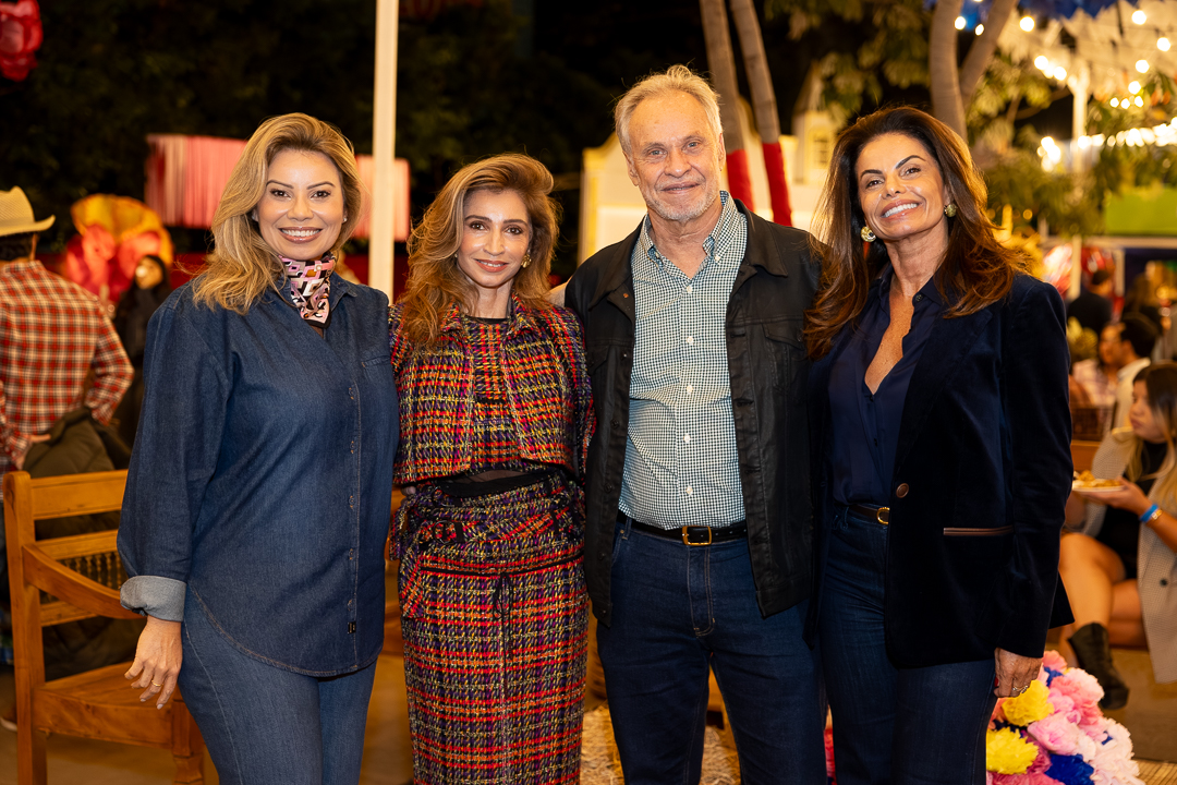 Tetê, Isabela, Ivan e Ivana Valença