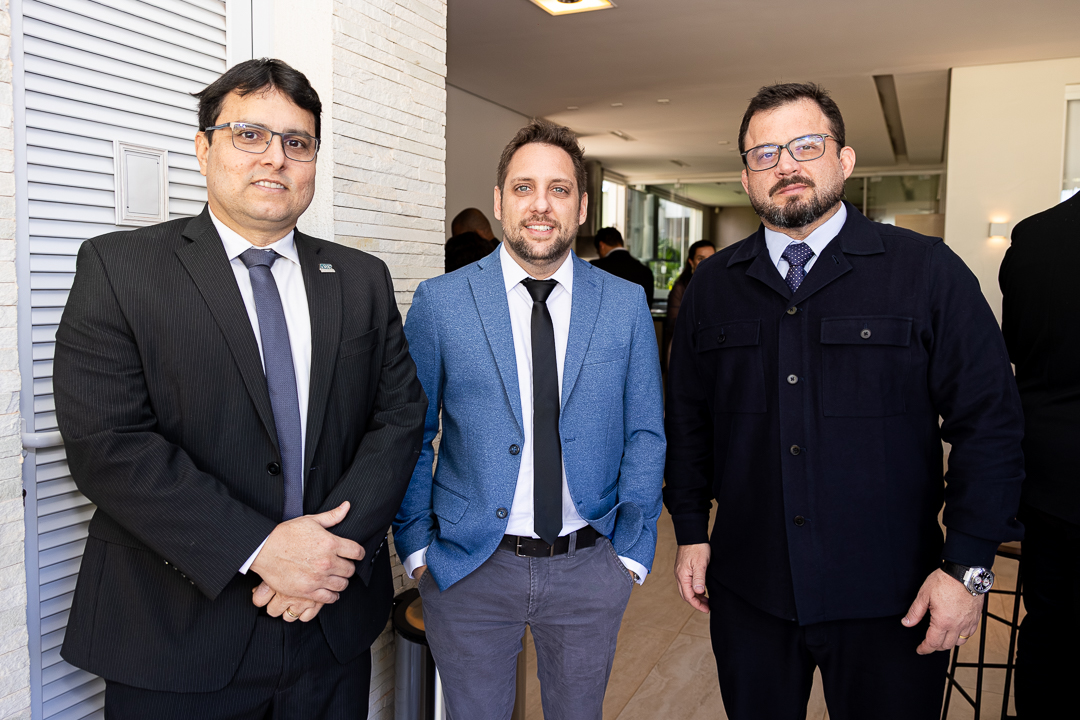 Eduardo Bezerra, Thiago Pipano e Fábio Silveira 