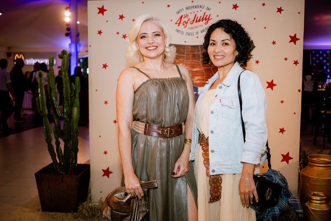 Raquel Taitson e Juliana Bendezu